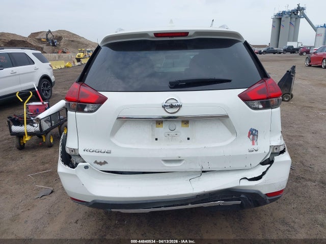 2018 Nissan Rogue Sv მანქანა იყიდება აუქციონზე, vin: KNMAT2MT7JP527246, აუქციონის ნომერი: 44840534