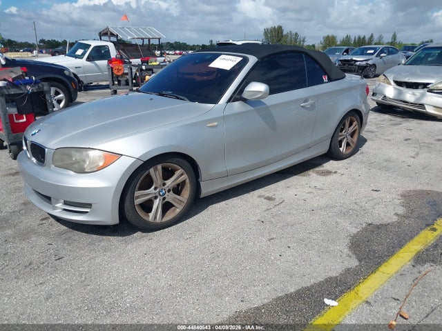 44840543 :رقم المزاد ، WBAUL7C50BVM78947 vin ، 2011 Bmw 128i مزاد بيع