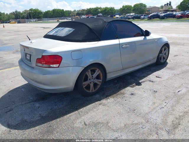 44840543 :رقم المزاد ، WBAUL7C50BVM78947 vin ، 2011 Bmw 128i مزاد بيع