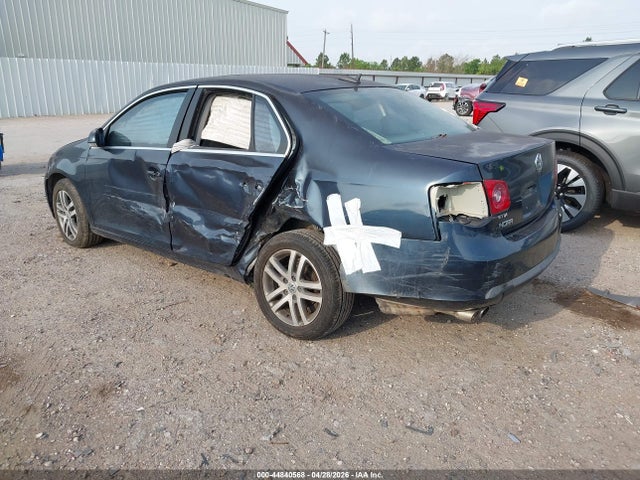 Продажа на аукционе авто 2006 Volkswagen Jetta 2.5, vin: 3VWSF71K86M760518, номер лота: 44840568