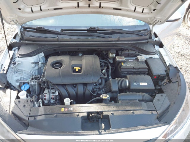 44840605 :رقم المزاد ، 5NPD74LF5KH494785 vin ، 2019 Hyundai Elantra Se مزاد بيع