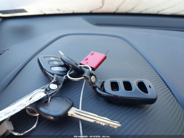 44840605 :رقم المزاد ، 5NPD74LF5KH494785 vin ، 2019 Hyundai Elantra Se مزاد بيع