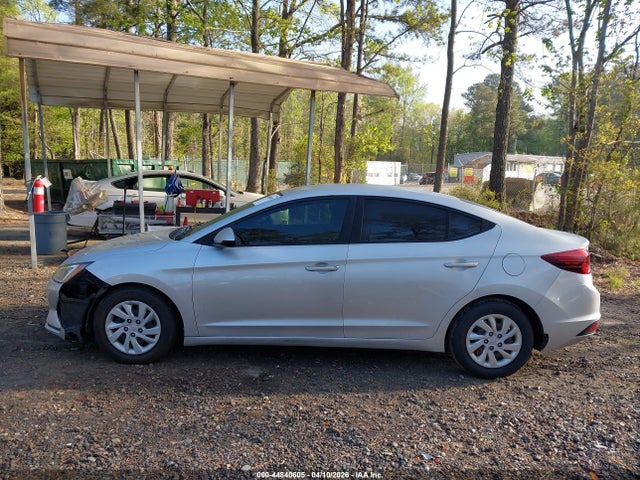 44840605 :رقم المزاد ، 5NPD74LF5KH494785 vin ، 2019 Hyundai Elantra Se مزاد بيع