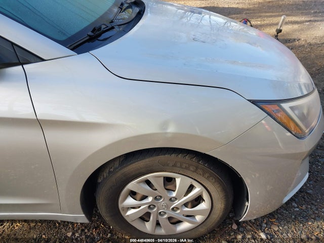 44840605 :رقم المزاد ، 5NPD74LF5KH494785 vin ، 2019 Hyundai Elantra Se مزاد بيع