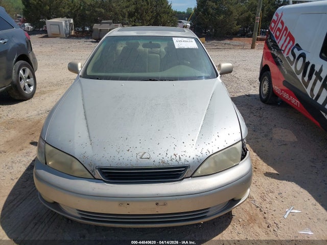 1998 Lexus Es 300 მანქანა იყიდება აუქციონზე, vin: JT8BF28G8W5046576, აუქციონის ნომერი: 44840620
