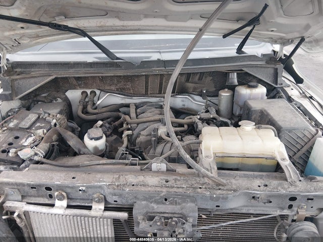 1N6AF0KY0JN813569 Nissan Nv Cargo Nv2500 Hd Sv V8