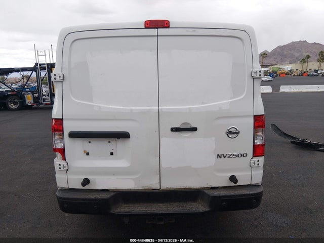 1N6AF0KY0JN813569 Nissan Nv Cargo Nv2500 Hd Sv V8