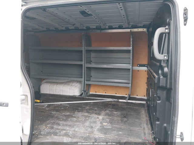 1N6AF0KY0JN813569 Nissan Nv Cargo Nv2500 Hd Sv V8
