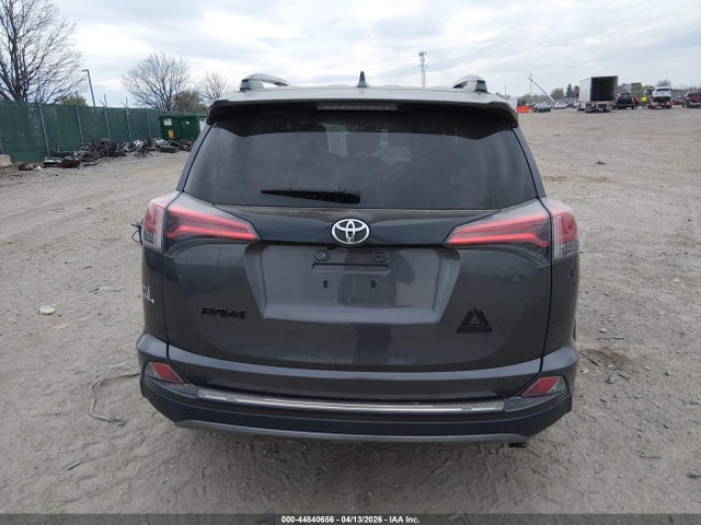 2T3RFREV0JW756262 Toyota Rav4 Adventure