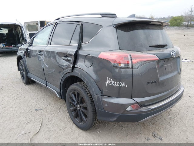 2T3RFREV0JW756262 Toyota Rav4 Adventure