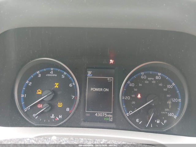 2T3RFREV0JW756262 Toyota Rav4 Adventure