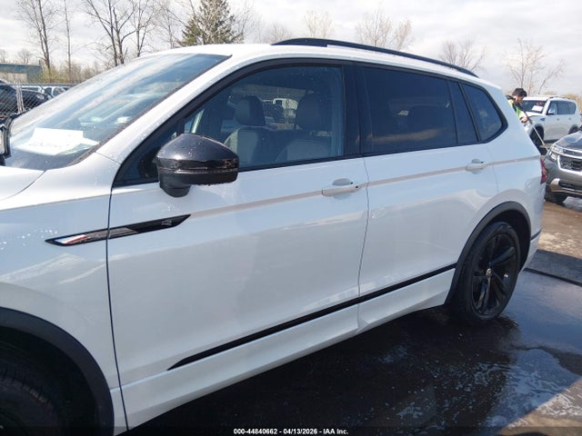 Aukcja sprzedaży 2024 Volkswagen Tiguan 2.0t Se R-line Black, vin: 3VV8B7AX1RM086061, numer aukcji: 44840662
