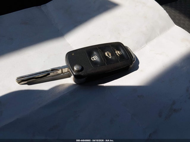 Продаж на аукціоні авто 2011 Volkswagen Jetta 2.0l S, vin: 3VW2K7AJ1BM306284, номер лоту: 44840665