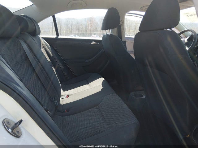 Продаж на аукціоні авто 2011 Volkswagen Jetta 2.0l S, vin: 3VW2K7AJ1BM306284, номер лоту: 44840665