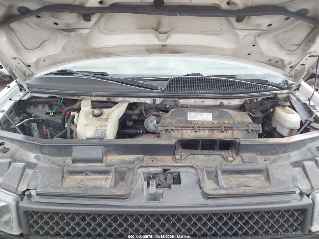 1GCWGAFP5J1181933 Chevrolet Express 2500 Work Van