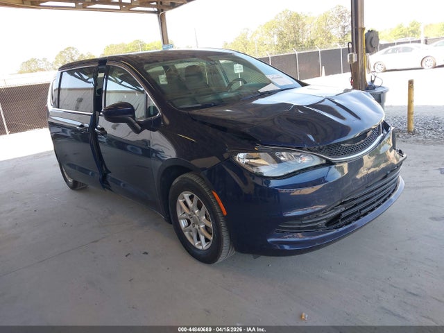 2020 Chrysler Voyager Lx მანქანა იყიდება აუქციონზე, vin: 2C4RC1CG5LR243410, აუქციონის ნომერი: 44840689