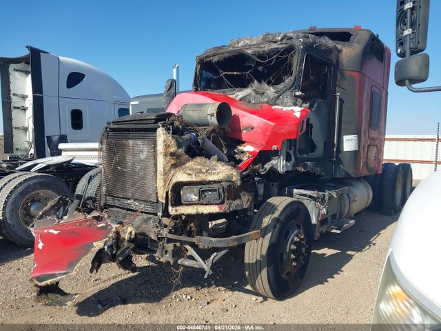 44840701 :رقم المزاد ، 1XKADB8XX6J092263 vin ، 2006 Kenworth Construction T600 مزاد بيع