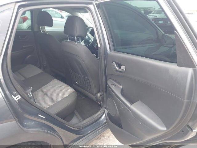 2018 HYUNDAI KONA KM8K12AA0JU104535 Photo 7
