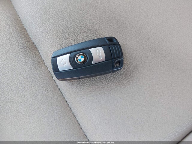 2011 BMW X5 5UXZV4C51BL739241 Photo 10