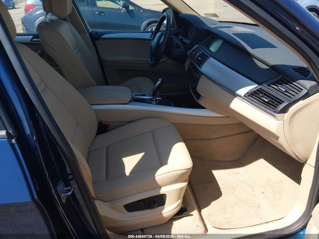 2011 BMW X5 5UXZV4C51BL739241 Photo 4