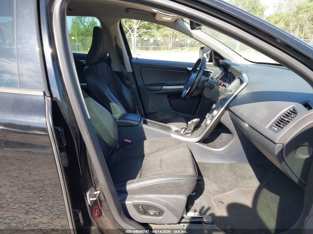 2015 VOLVO XC60 YV440MDJ8F2729448 Photo 4