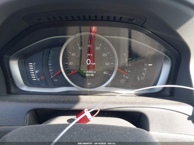 2015 VOLVO XC60 YV440MDJ8F2729448 Photo 6