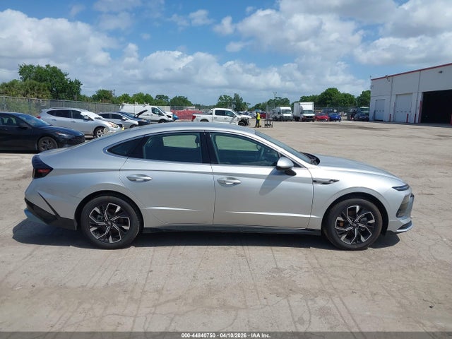 2025 Hyundai Sonata Sel მანქანა იყიდება აუქციონზე, vin: KMHL64JA0SA450928, აუქციონის ნომერი: 44840750