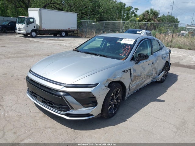 2025 Hyundai Sonata Sel მანქანა იყიდება აუქციონზე, vin: KMHL64JA0SA450928, აუქციონის ნომერი: 44840750