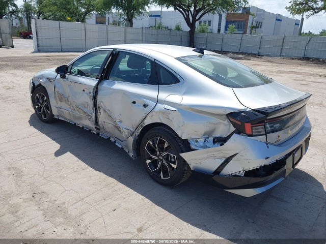 2025 Hyundai Sonata Sel მანქანა იყიდება აუქციონზე, vin: KMHL64JA0SA450928, აუქციონის ნომერი: 44840750