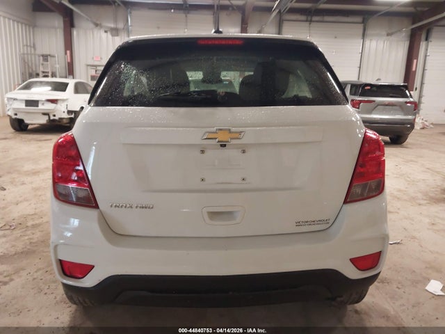 44840753 :رقم المزاد ، KL7CJNSB9JB715786 vin ، 2018 Chevrolet Trax Ls مزاد بيع