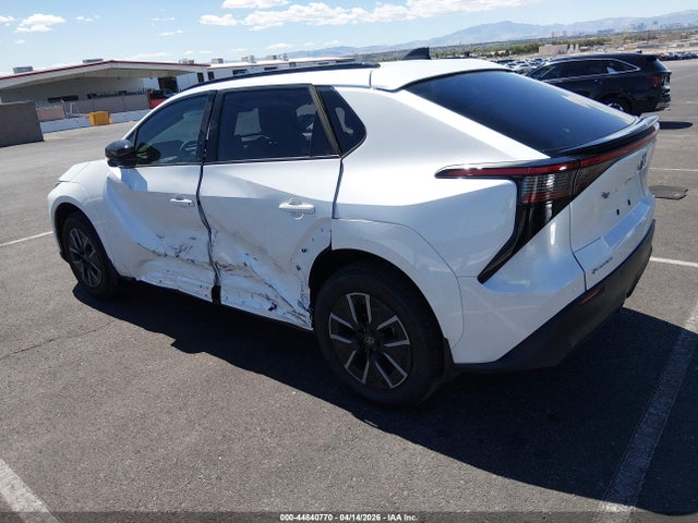 Toyota Bz Xle 2026 JTMBDAFB6TJ017900 Image 3