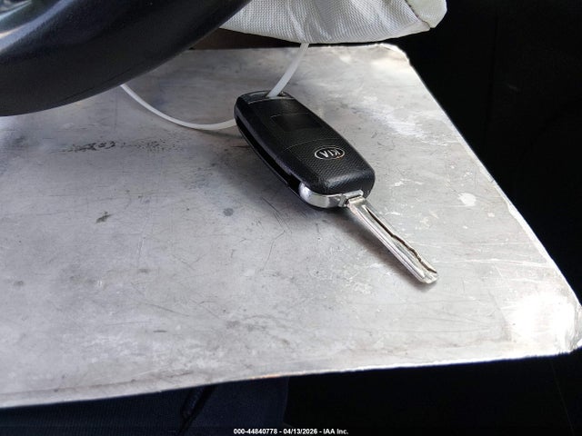 KIA Soul 2015 KNDJN2A2XF7766898 Image 11