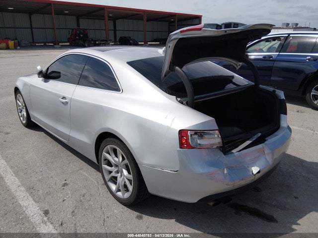 44840783 :رقم المزاد ، WAUCFAFR0CA002849 vin ، 2012 Audi A5 2.0t Premium مزاد بيع
