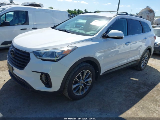 KM8SNDHF4HU174955 Hyundai Santa Fe Se