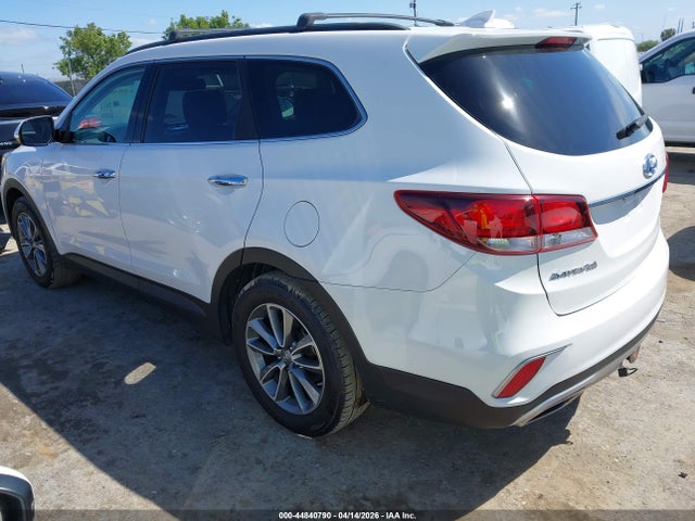 KM8SNDHF4HU174955 Hyundai Santa Fe Se