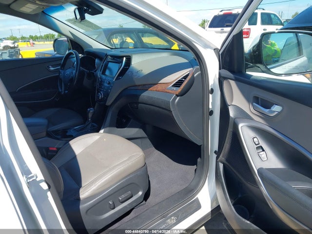 KM8SNDHF4HU174955 Hyundai Santa Fe Se