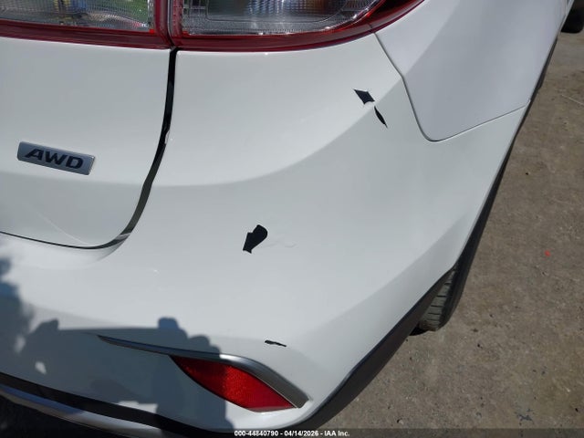 KM8SNDHF4HU174955 Hyundai Santa Fe Se