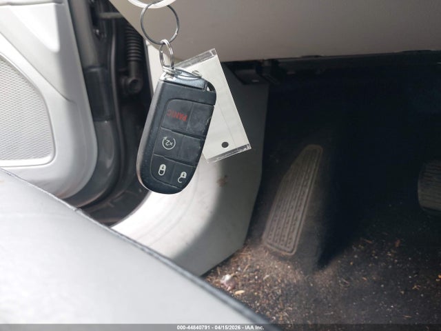 2020 Jeep Compass Limited Fwd მანქანა იყიდება აუქციონზე, vin: 3C4NJCCB6LT162708, აუქციონის ნომერი: 44840791