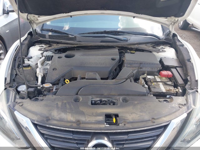 1N4AL3AP0HC258897 Nissan Altima 2.5 Sr