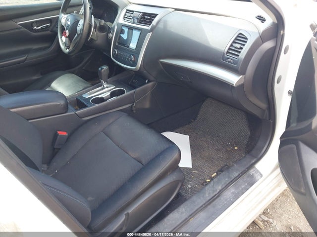 1N4AL3AP0HC258897 Nissan Altima 2.5 Sr