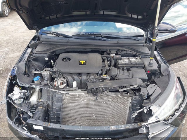 2020 Hyundai Elantra Se მანქანა იყიდება აუქციონზე, vin: 5NPD74LF2LH563675, აუქციონის ნომერი: 44840839