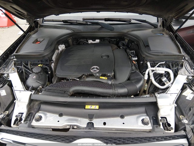 44840862 :رقم المزاد ، WDC0G8DBXLF719239 vin ، 2020 Mercedes-benz Glc 300 مزاد بيع