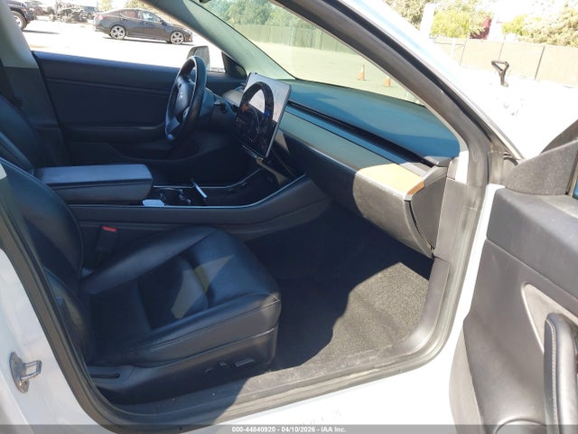 Продажа на аукционе авто 2019 Tesla Model 3 Long Range/mid Range/standard Range/standard Range Plus, vin: 5YJ3E1EA9KF412170, номер лота: 44840920