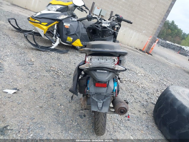 RLHKF1804JY300287 Honda Pcx 150