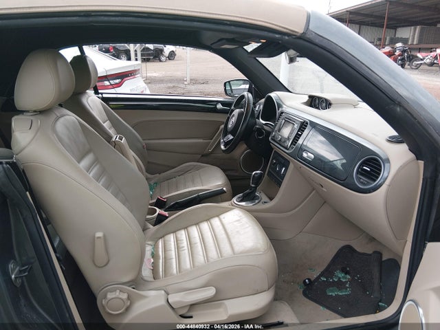 44840932 :رقم المزاد ، 3VW767AT3DM813752 vin ، 2013 Volkswagen Beetle 2.0t مزاد بيع