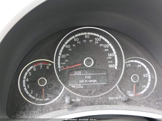 44840932 :رقم المزاد ، 3VW767AT3DM813752 vin ، 2013 Volkswagen Beetle 2.0t مزاد بيع