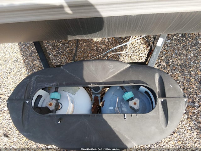 Продажа на аукционе авто 2019 Coleman Lantern, vin: 4YDT28527KH934285, номер лота: 44840940