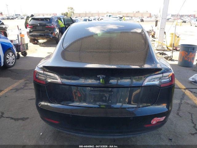 Продаж на аукціоні авто 2018 Tesla Model 3 Long Range/mid Range, vin: 5YJ3E1EA9JF057127, номер лоту: 44840942