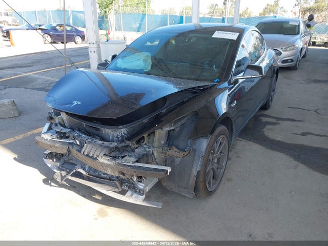 Продаж на аукціоні авто 2018 Tesla Model 3 Long Range/mid Range, vin: 5YJ3E1EA9JF057127, номер лоту: 44840942