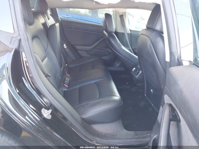 Продаж на аукціоні авто 2018 Tesla Model 3 Long Range/mid Range, vin: 5YJ3E1EA9JF057127, номер лоту: 44840942